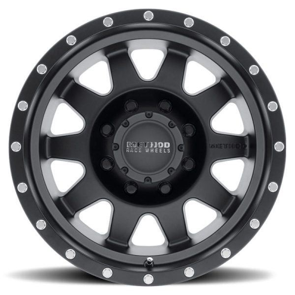 Method MR301 The Standard 16x8 0mm Offset 8x6.5 130.81mm CB Matte Black Wheel Fashion